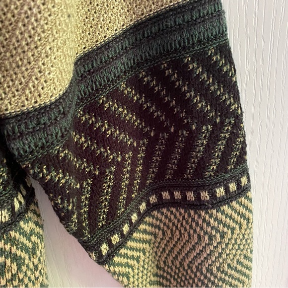 Gordie Howe cardigan small to medium women’s size. Nice green gold black - Picture 5 of 7